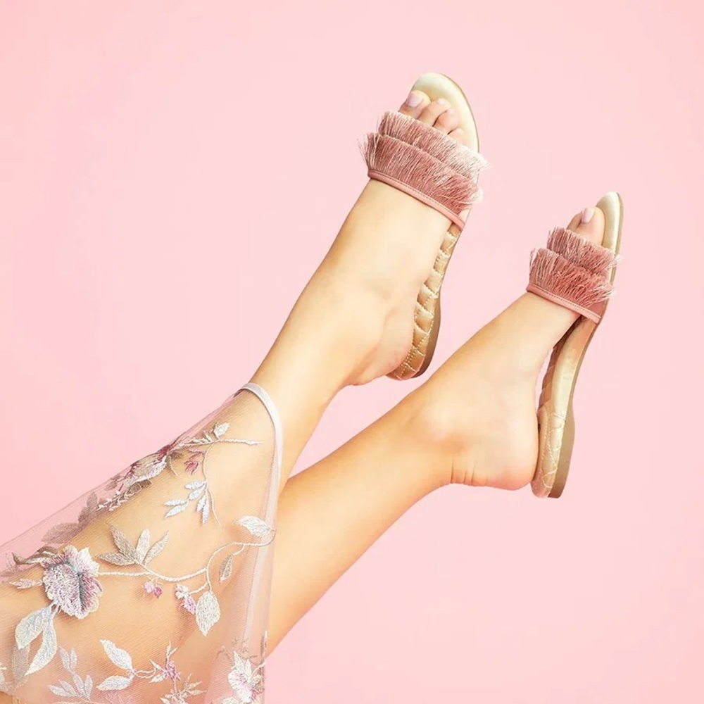 nwt birdies • sparrow slides in blush